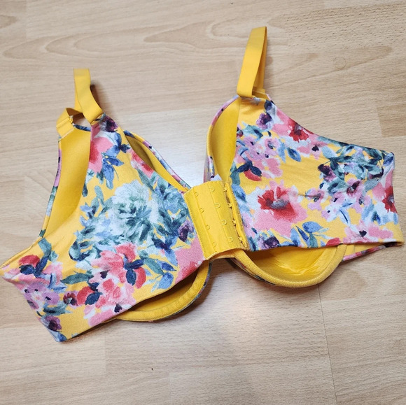 Cacique Full Coverage Underwire Back Smoother Yellow Floral Bra 46C - Picture 2 of 12